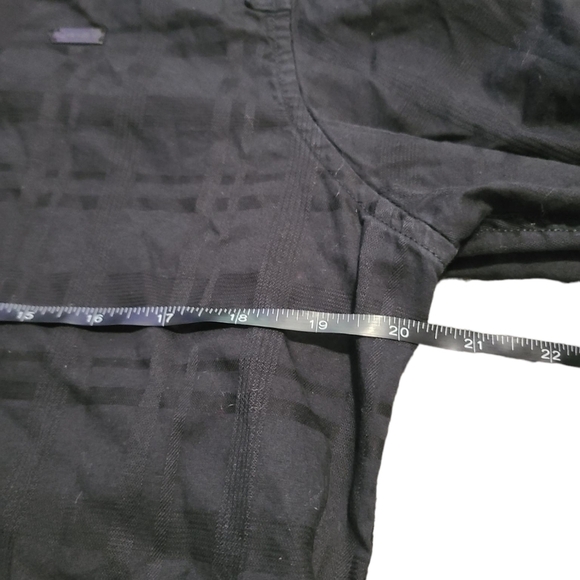 GUESS checkered button down black shirt L - Picture 7 of 10
